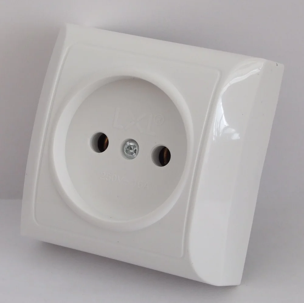 Розетка без заземлення 2210 LXL TERRA біла