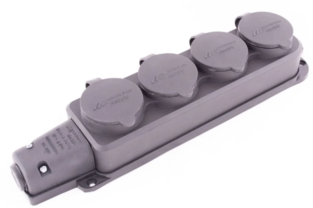 Розетка чотирьохмісна з заземленням та захисною кришкою каучукова E.NEXT e.socket.rubber.029.4.16 16А (s9100039)